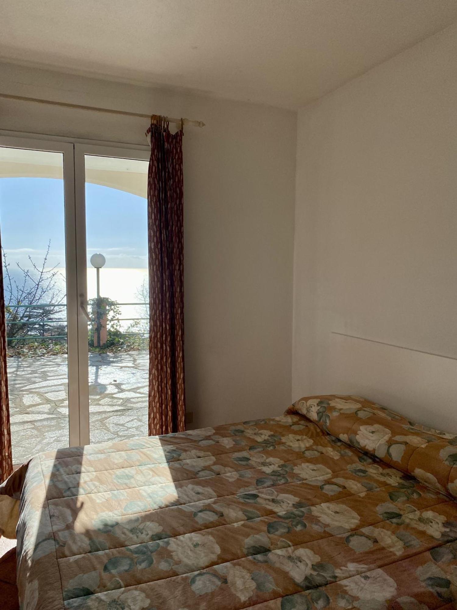 Agriturismo L'Ulivo E Il Mare โมเนเลีย ภายนอก รูปภาพ