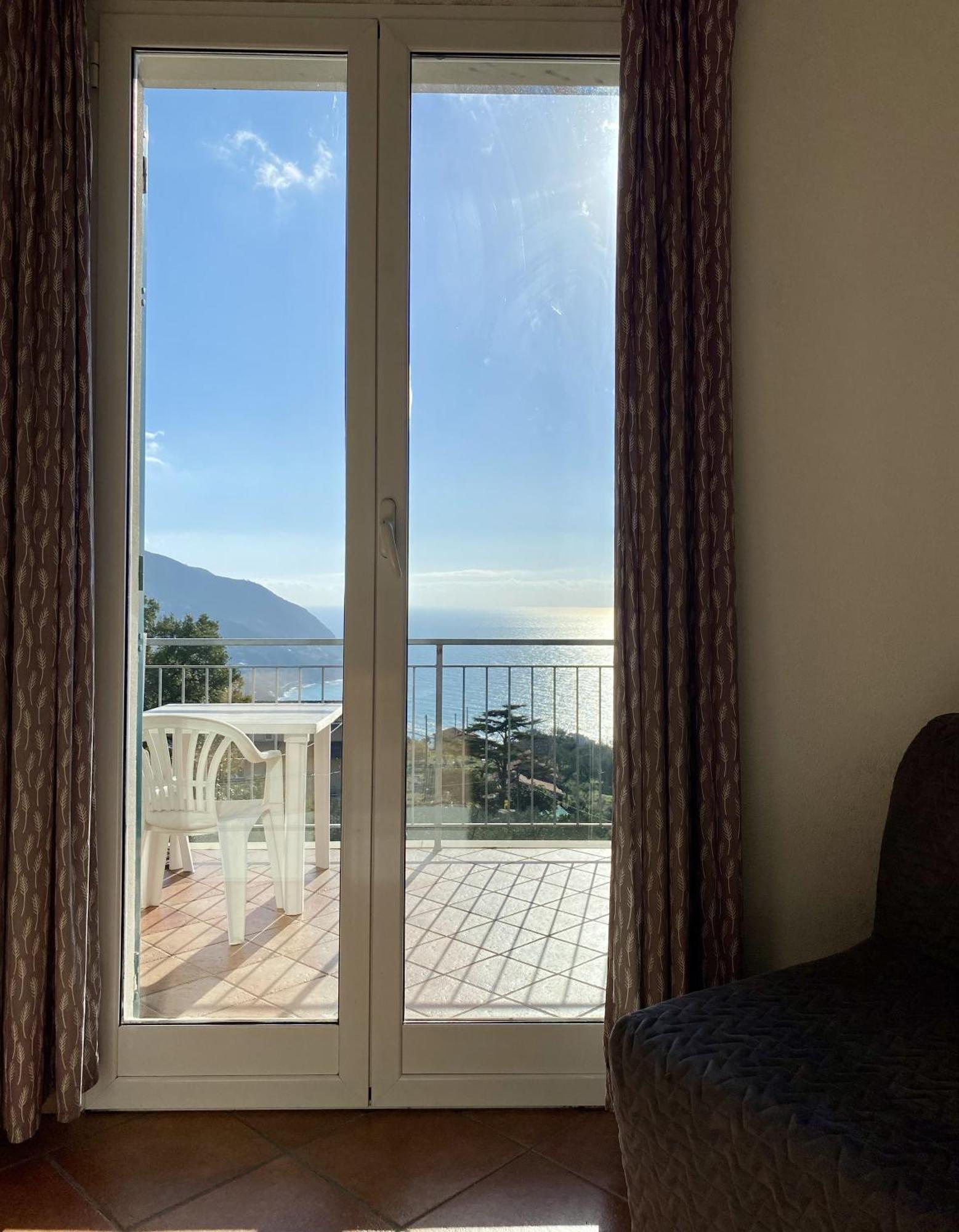 Agriturismo L'Ulivo E Il Mare โมเนเลีย ภายนอก รูปภาพ