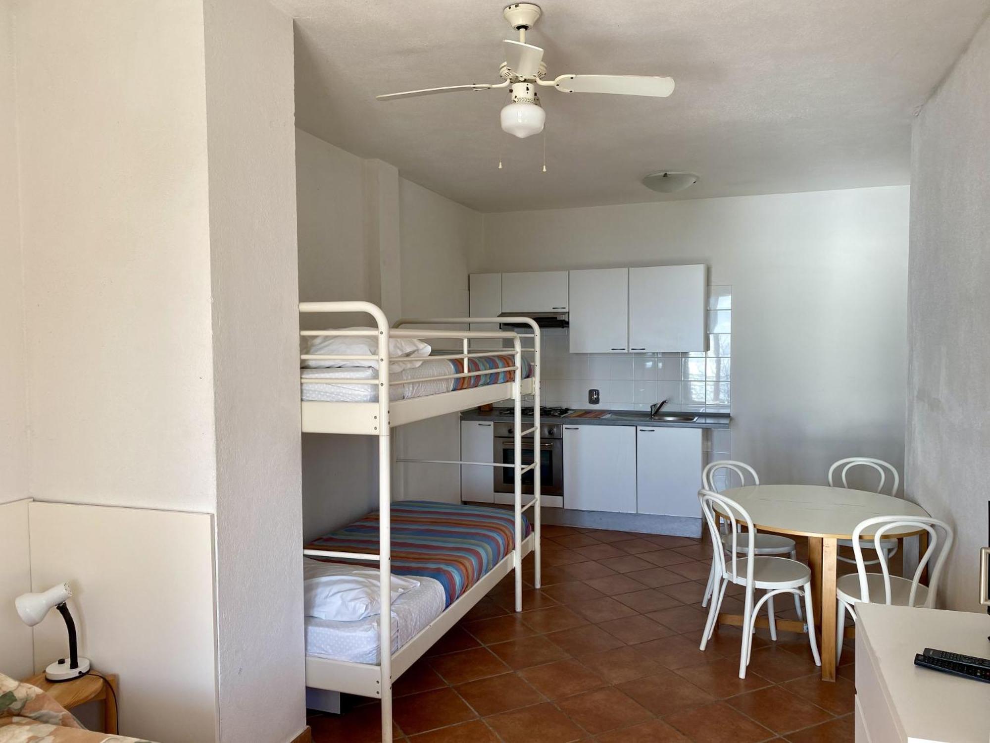 Agriturismo L'Ulivo E Il Mare โมเนเลีย ภายนอก รูปภาพ