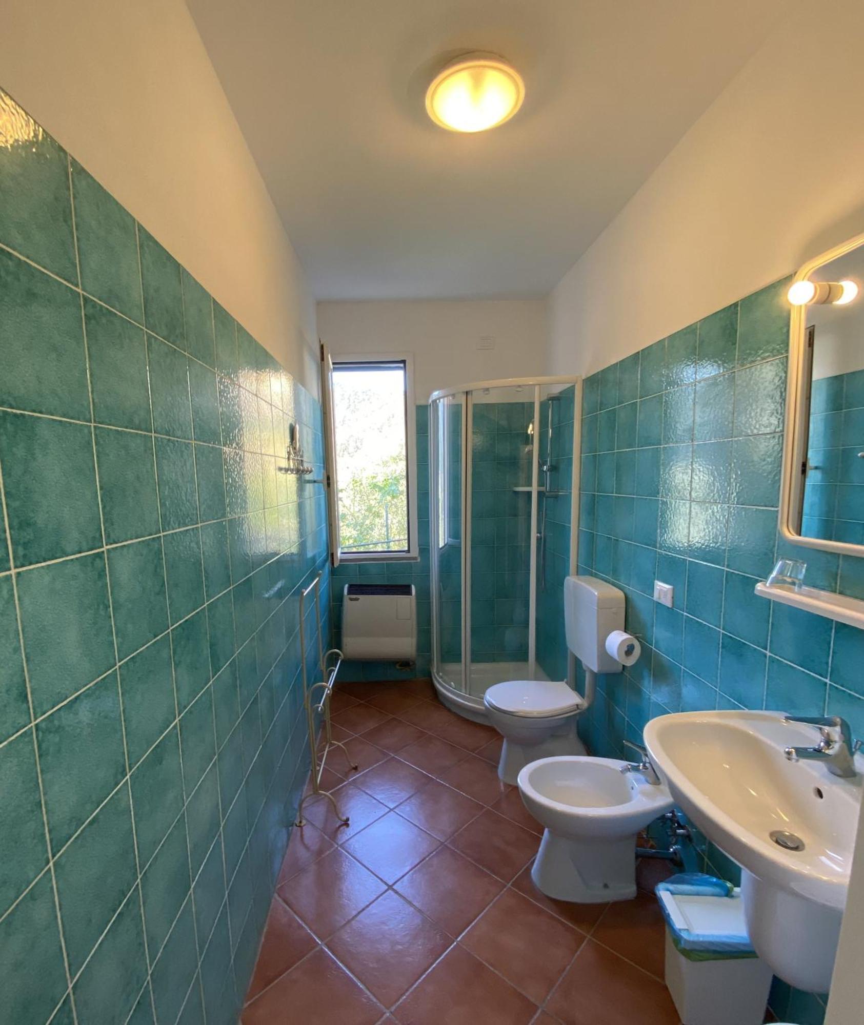 Agriturismo L'Ulivo E Il Mare โมเนเลีย ภายนอก รูปภาพ
